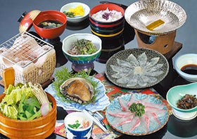 伊根の寒ブリと冬の味覚満載御膳1